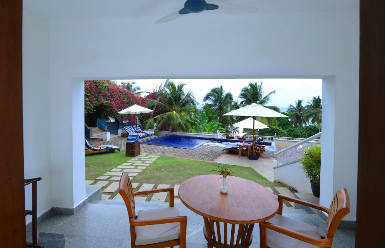 Getaway Beach Resort Kovalam Ngoại thất bức ảnh
